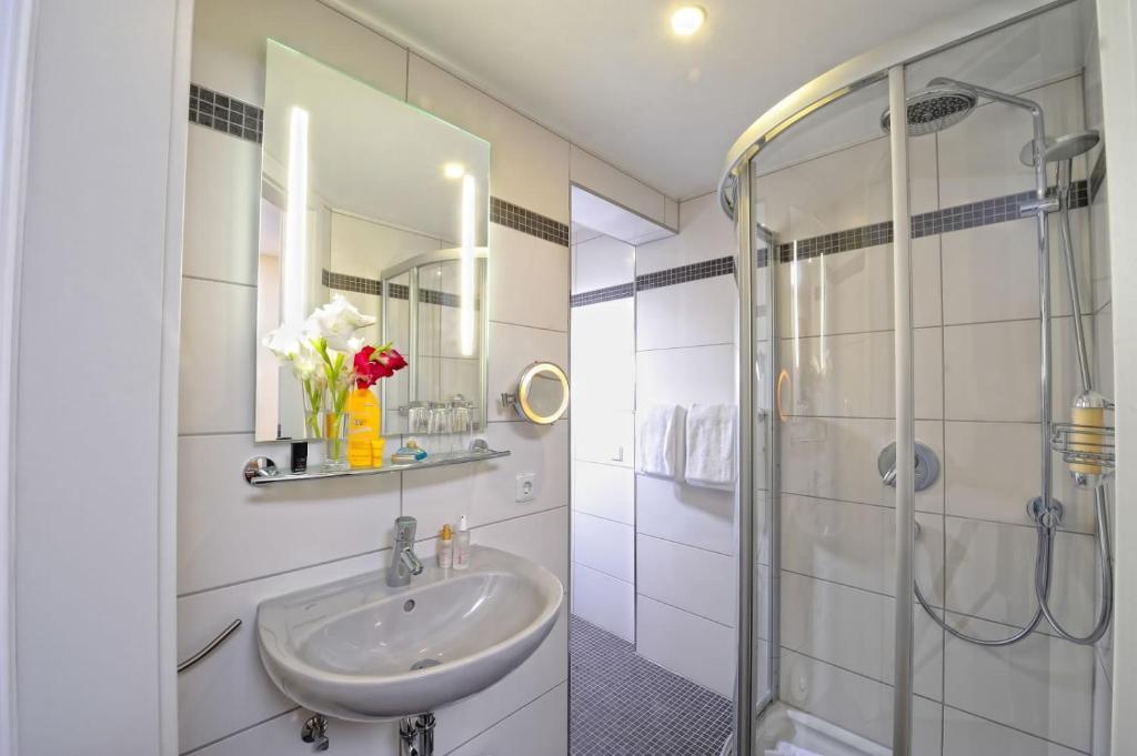 Natur- Und Sporthotel Zuflucht Bad Griesbach  Phòng bức ảnh